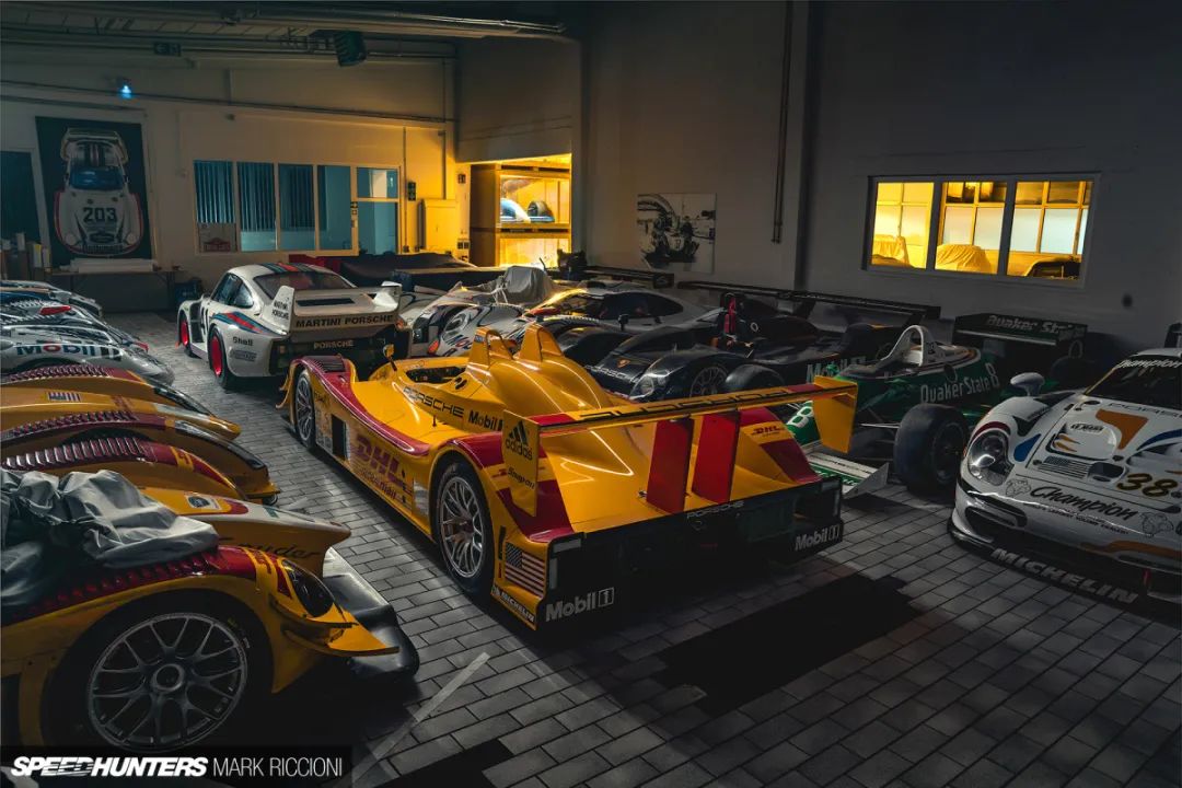 在博物馆中欣赏保时捷的经典_保时捷展馆_保时捷宣传片博物馆被盗