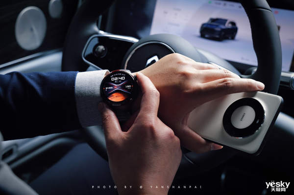 航天级金刚钛铸就卓越之选,华为WATCH 4 Pro太空探索重磅推出