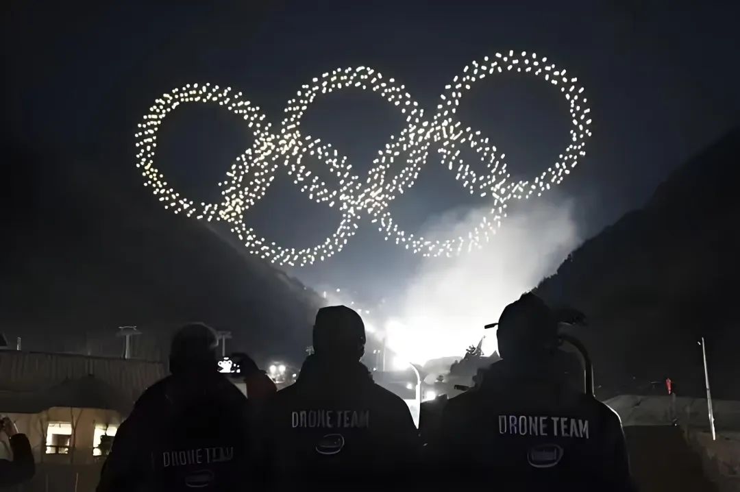 无人机的编程与表演艺术的结合_无人机舞蹈编程_编程无人机比赛视频