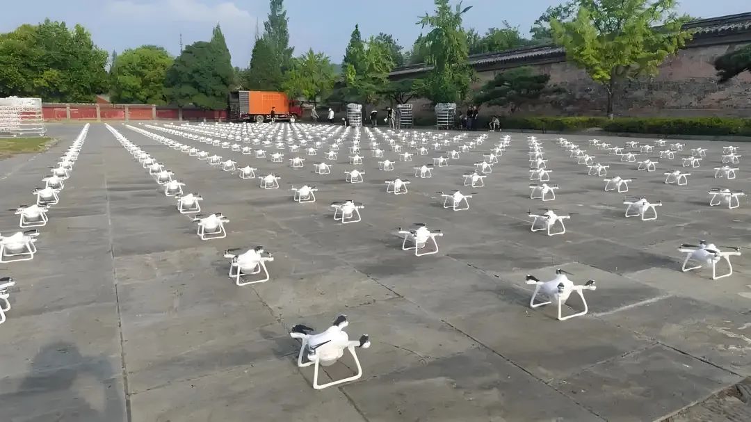 无人机的编程与表演艺术的结合_编程无人机比赛视频_无人机舞蹈编程