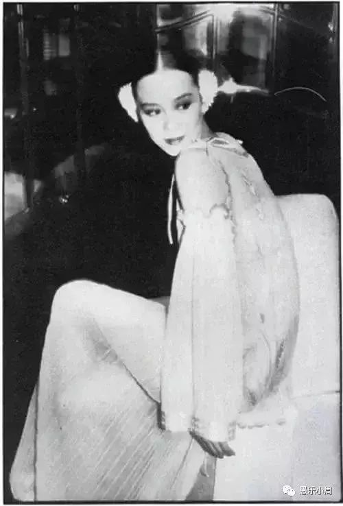 林青霞画作_展览创作林青霞艺术特点_林青霞的艺术创作与展览