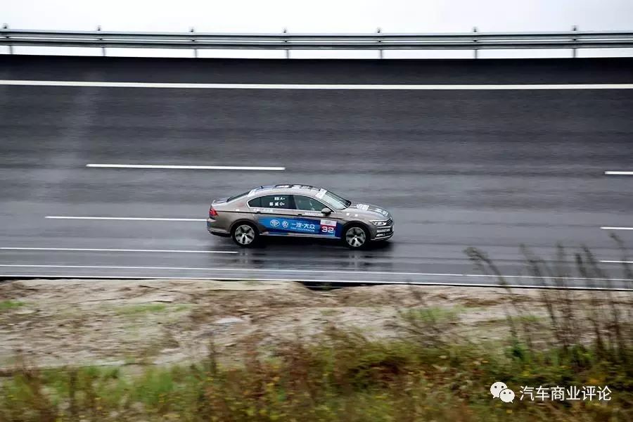 保时捷德国总部在哪个城市_保时捷与其德国文化的深厚联系_德国保时捷公司