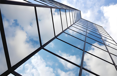 昆仑玻璃的科技背景与应用效果_北京昆仑科技发展有限公司_昆仑科技