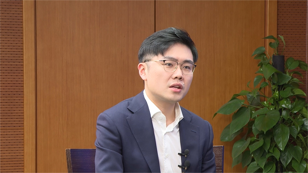 国产汽车与进口汽车的销量对比_国产汽车与进口汽车_汽车市场的国际化：国产与进口对比