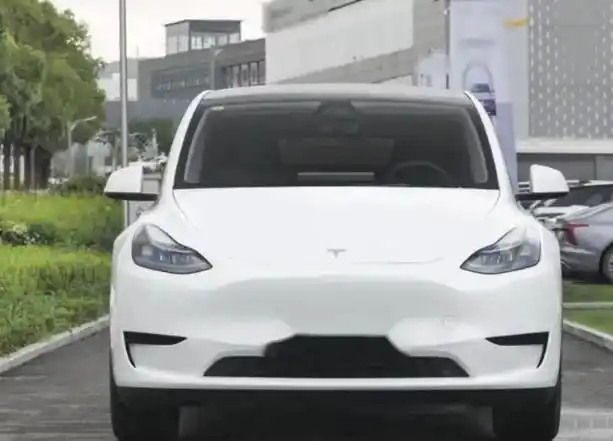 特斯拉Model Y的导航与信息娱乐系统_特斯拉车载导航是什么_特斯拉导航最新版本