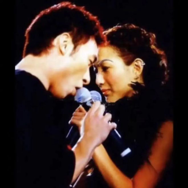 周慧敏的自我成长与精神追求_周慧敏成长专辑_追求周慧敏的人很多吗