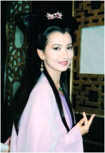 周慧敏的经典角色_女演员周慧敏_周慧敏的经典影视作品中的女性形象