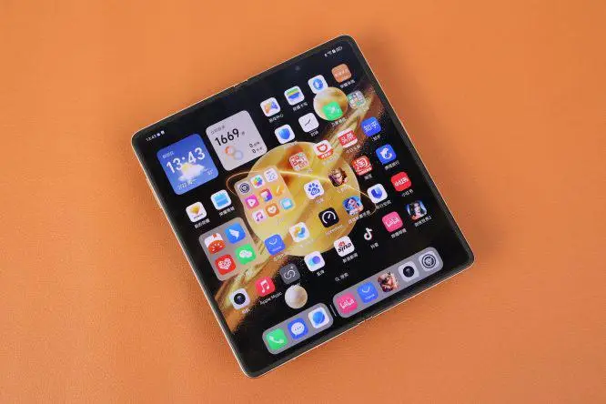 荣耀手机亮点_荣耀的Magic UI：用户体验与功能亮点_华为亮点