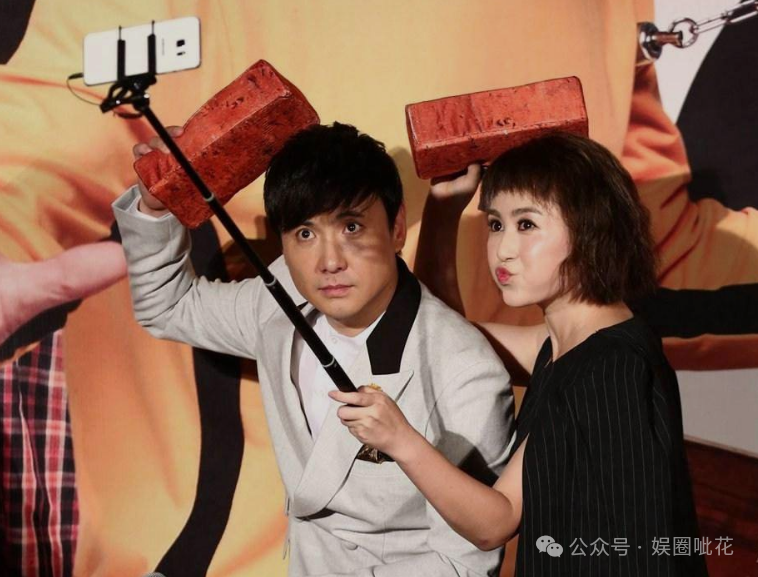 邓紫棋大胆演出_邓紫棋在舞台上的精湛表演，打动现场每一个人_邓紫棋表演视频