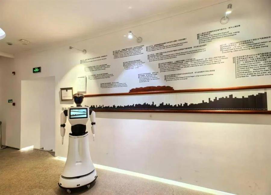 无人舞台_无人演出的剧场叫什么歌_无人机表演的观众参与度与互动性