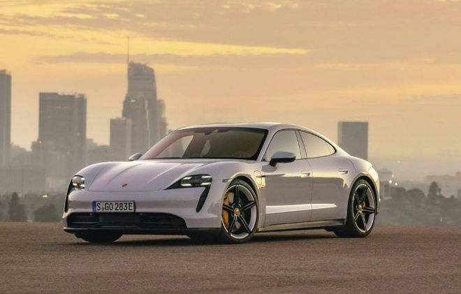 劳斯莱斯市场定位分析_劳斯莱斯的品牌价值与市场定位_劳斯莱斯的品牌价值