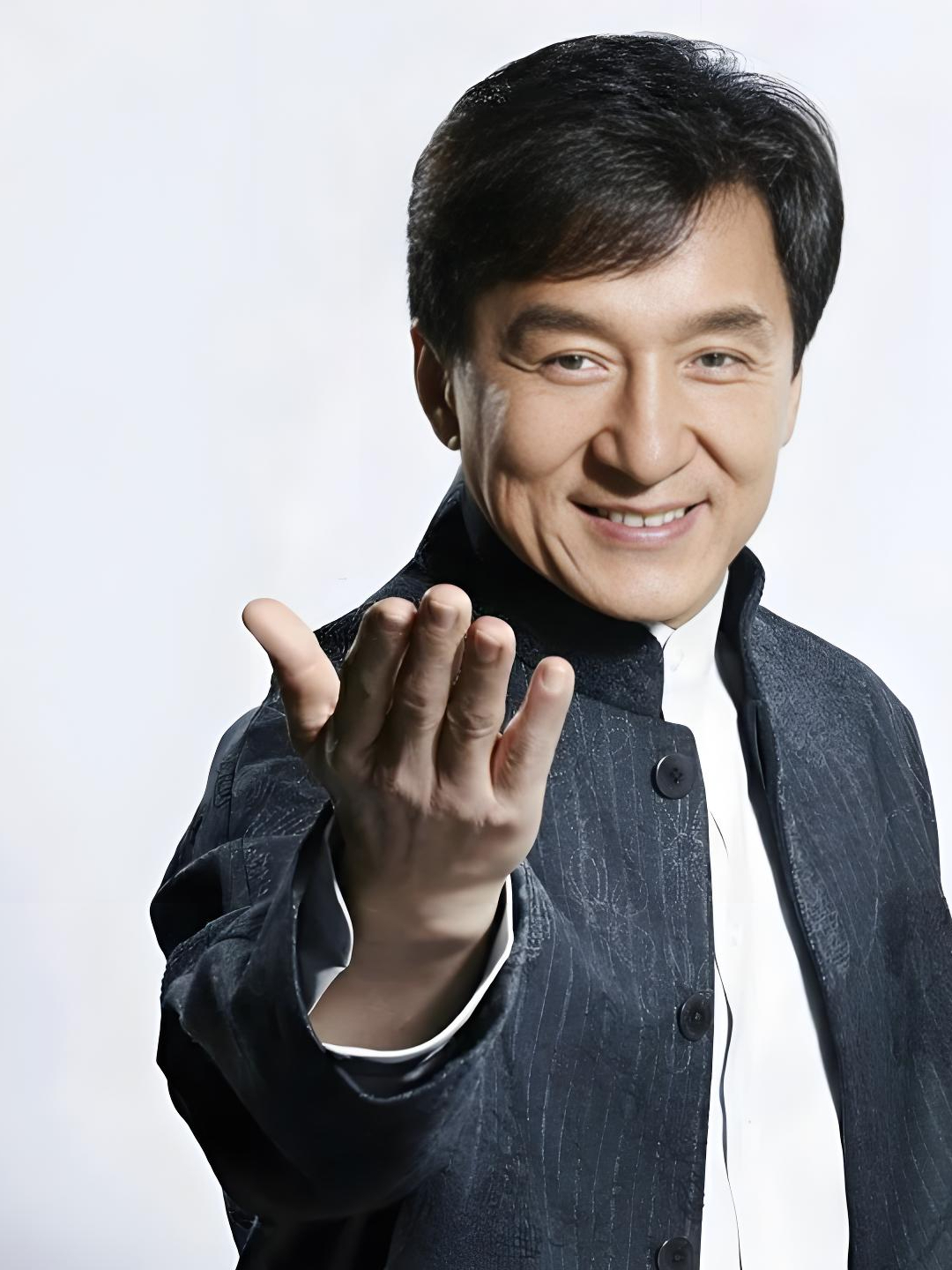 成龙文化水平_成龙与中国传统文化的结合_成龙传播中国文化