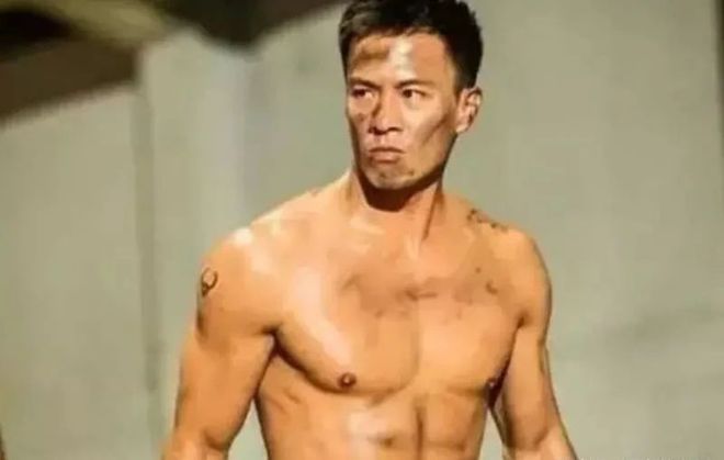 甄子丹的反派角色与表演深度_甄子丹演的反派_甄子丹反击