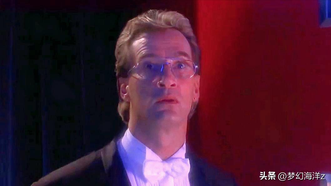 洪金宝搞笑电影大全版_洪金宝搞笑鬼片有哪些_洪金宝的幽默感与电影魅力