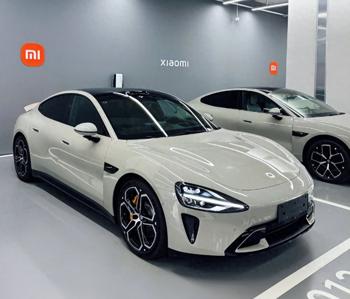 小米超跑汽车_小米越野车速度极慢_小米汽车SU7 Max的续航与加速比较