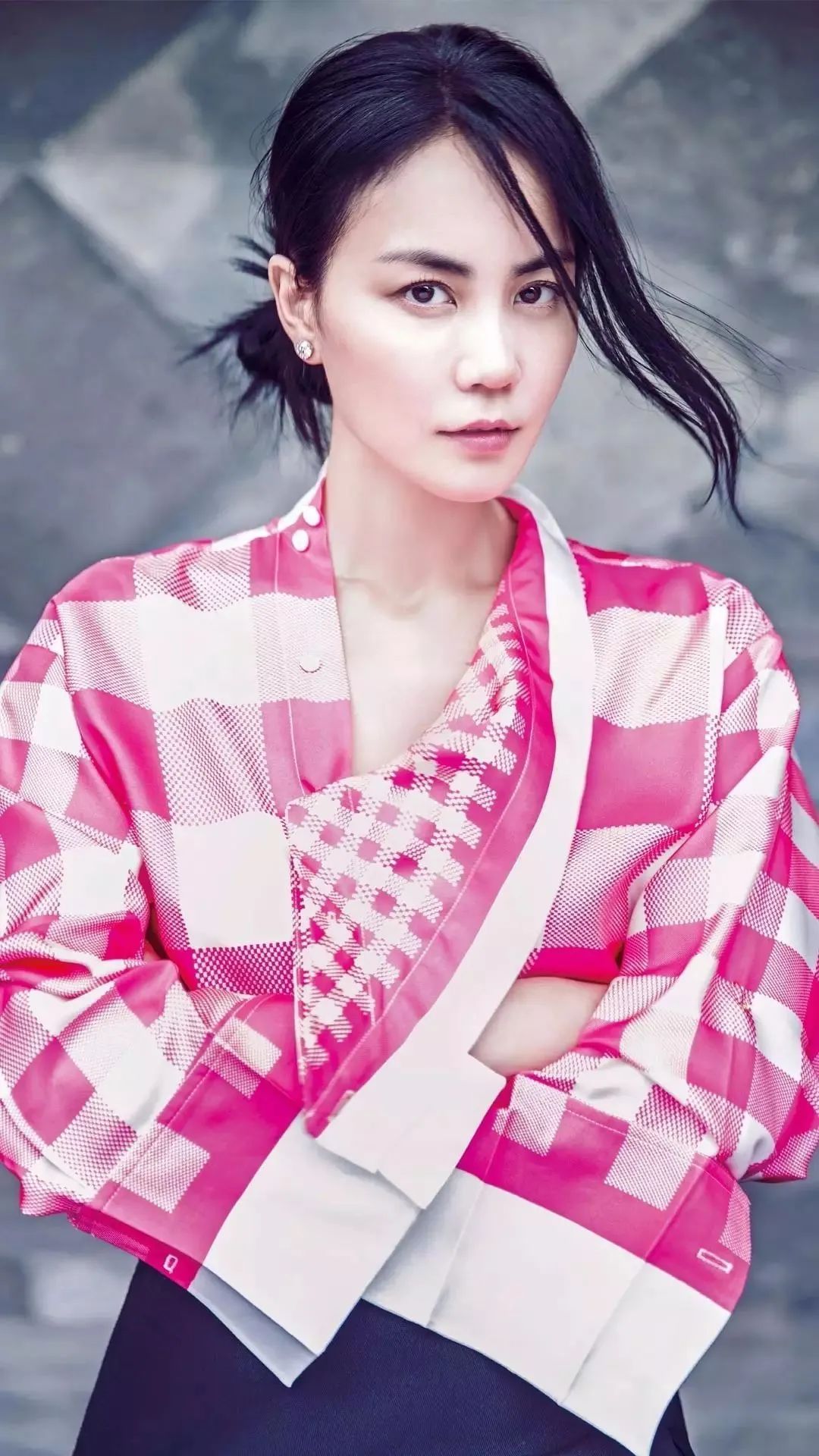 王菲在新专辑中致敬经典作品，回归初心_王菲怀旧金曲_王菲回忆