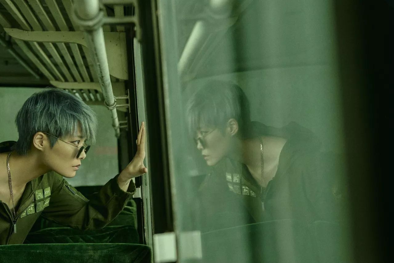 王菲怀旧金曲_王菲在新专辑中致敬经典作品，回归初心_王菲回忆