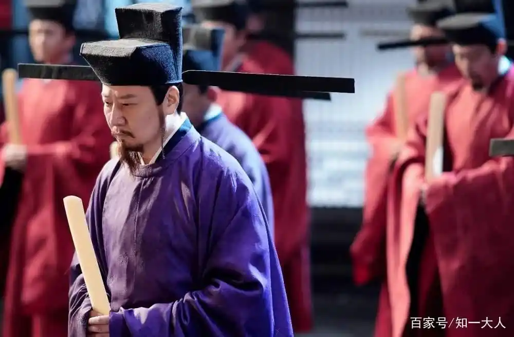 刘备遇难的故事_刘备风雨遭遇人生的故事_刘备的遭遇与风雨人生