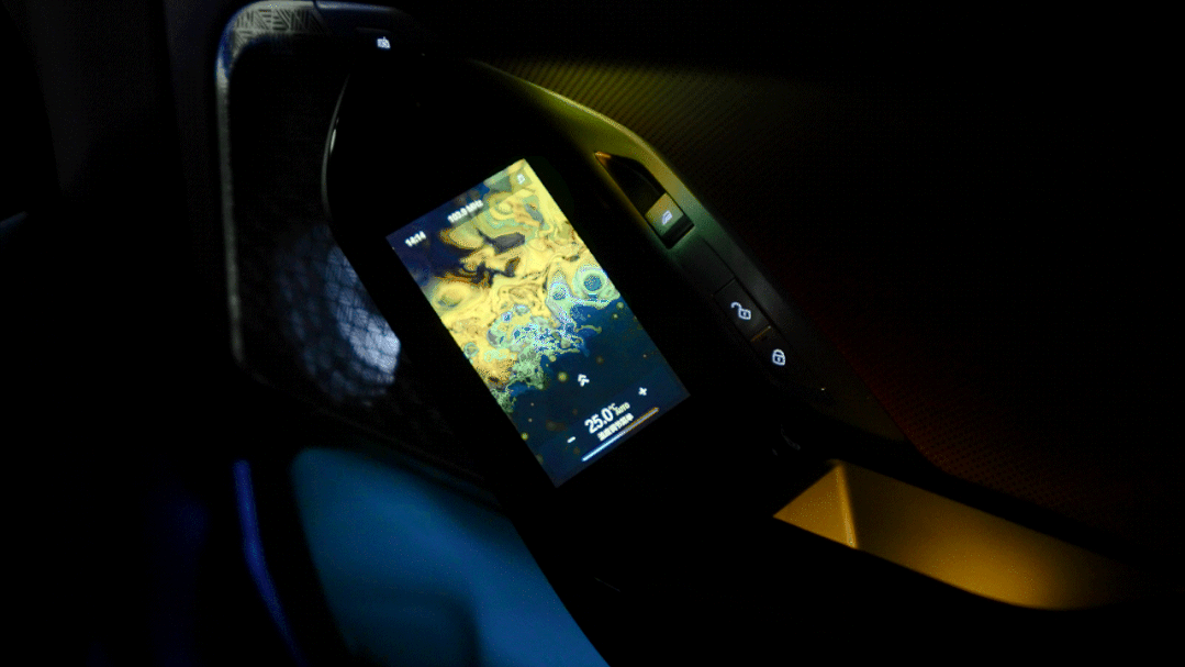 劳斯莱斯车灯效果_劳斯莱斯内饰氛围灯_劳斯莱斯的车内氛围灯光系统