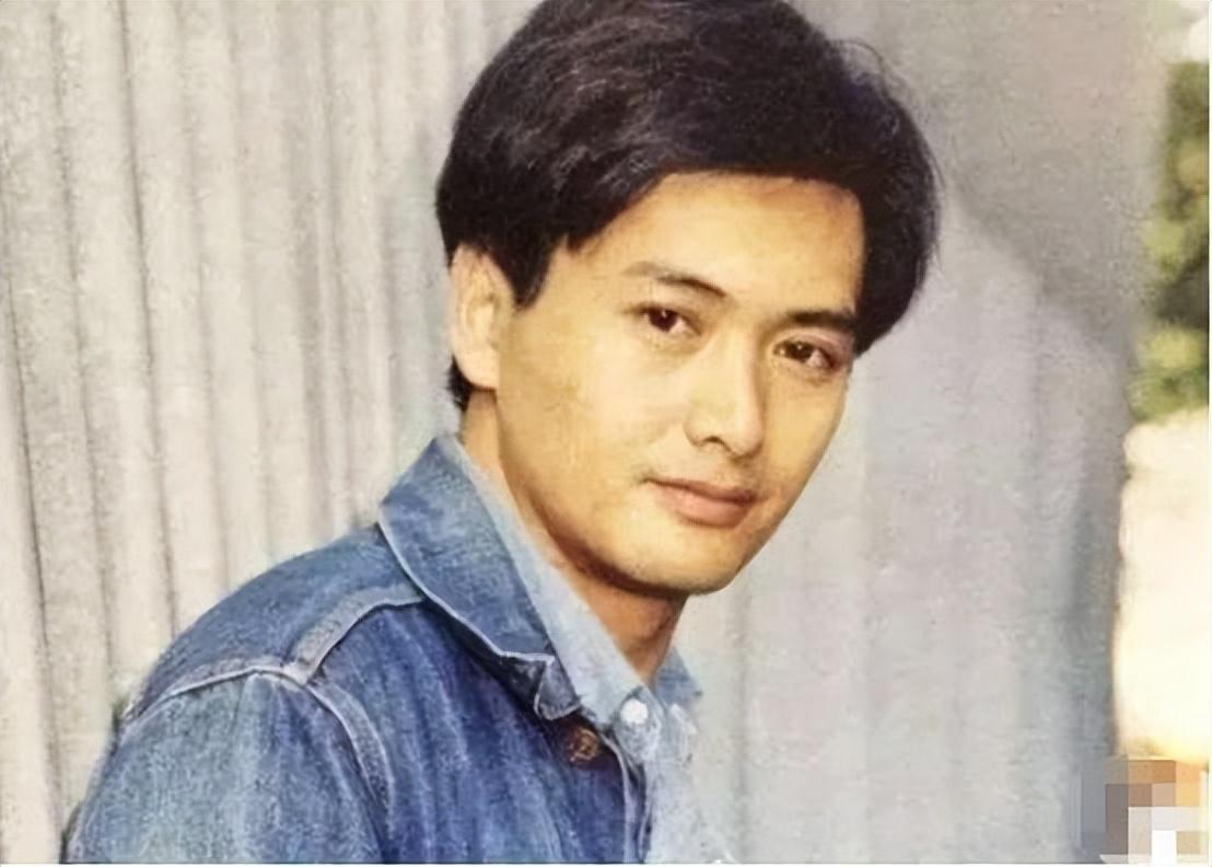 成龙与其他动作明星的比较_成龙最佳动作设计_成龙明星动作比较好的是谁