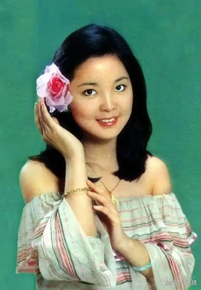 成龙明星动作比较好的是谁_成龙最佳动作设计_成龙与其他动作明星的比较