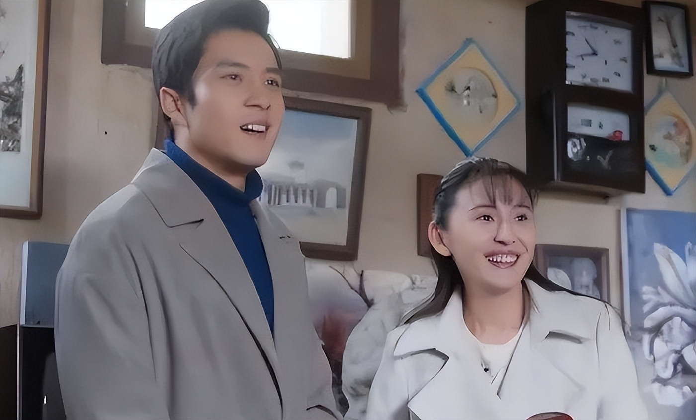 杨幂努力励志_杨幂励志故事1000字左右_杨幂的励志故事与奋斗精神